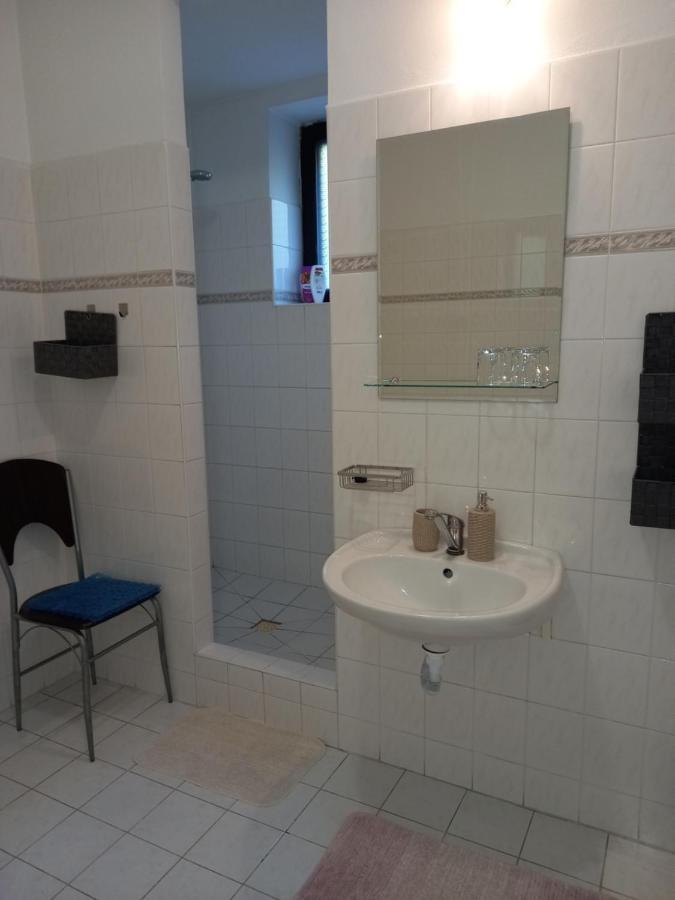 Apartman Marsik Наход Экстерьер фото